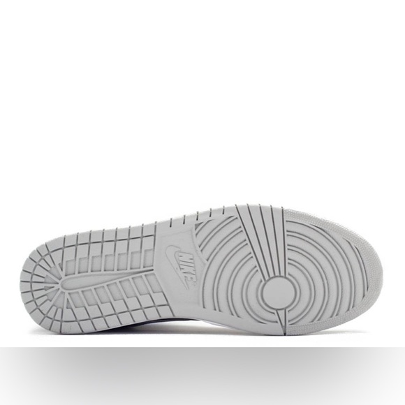 EUC Men’s Size 9 (Euro Size 42.5) Jordan 1 Retro Mid Sneakers In Game Royal Blue - Picture 6 of 14